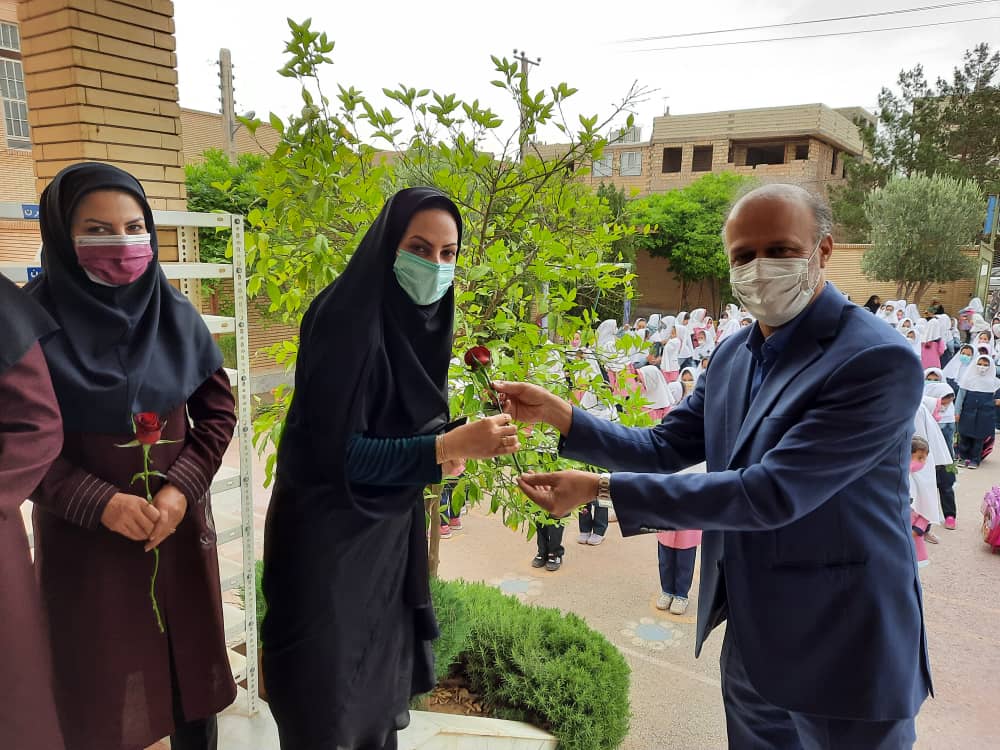 گرامیداشت روز معلم