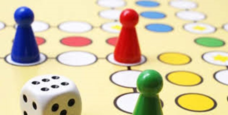 بازی کردن با فرزندان