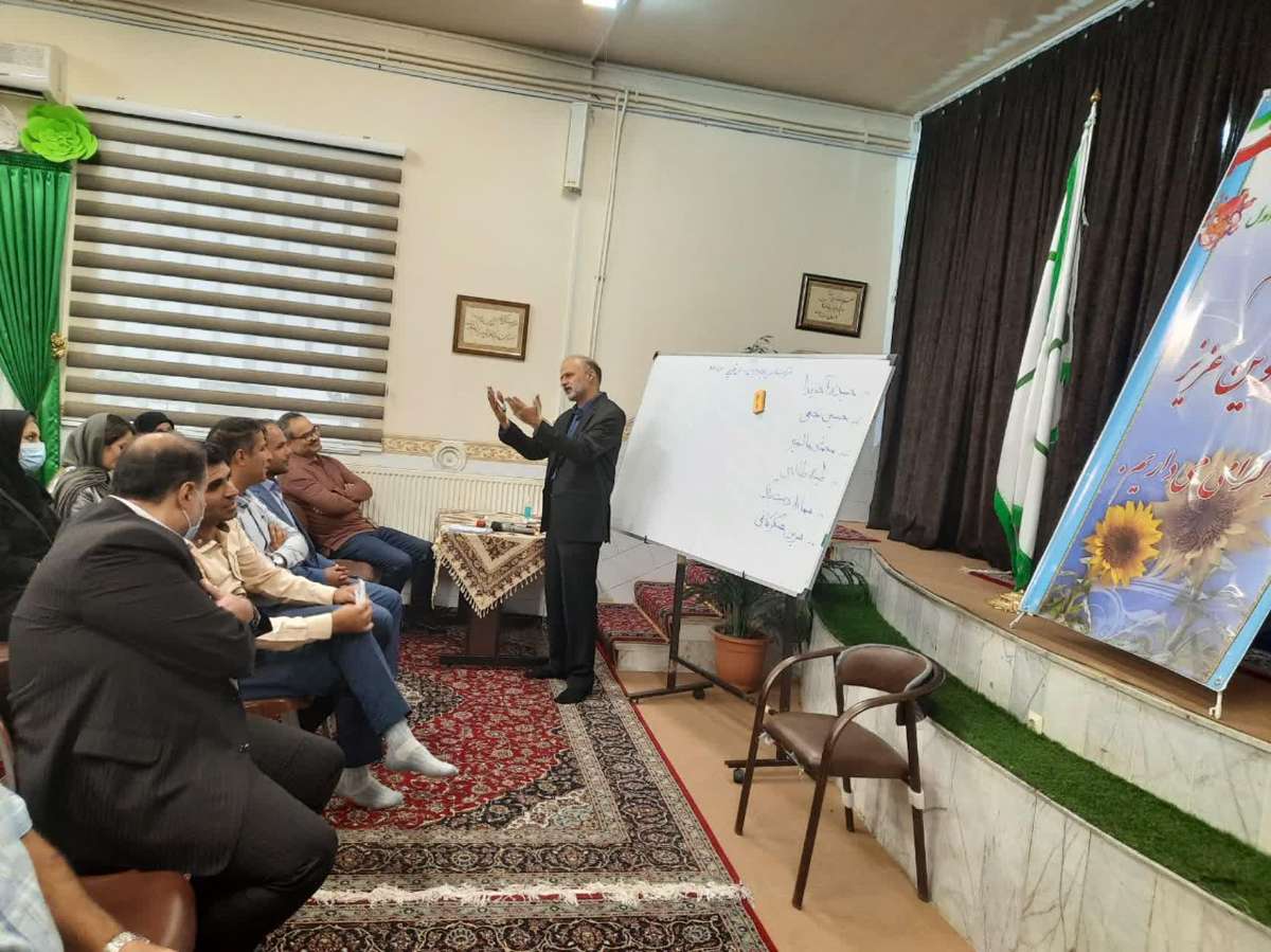 جلسه انتخابات انجمن اولیا و مربیان