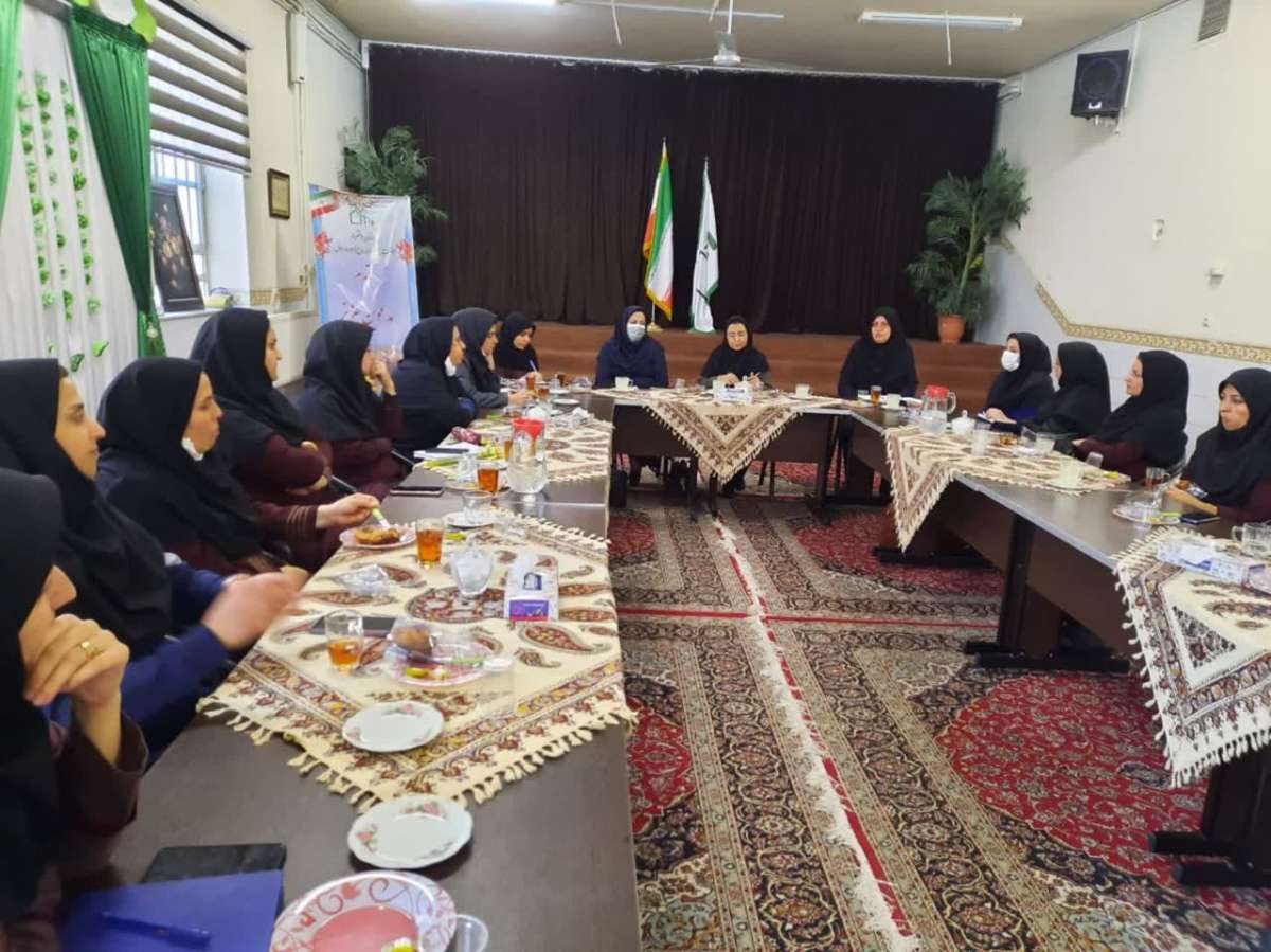 جلسه شورای آموزگاران