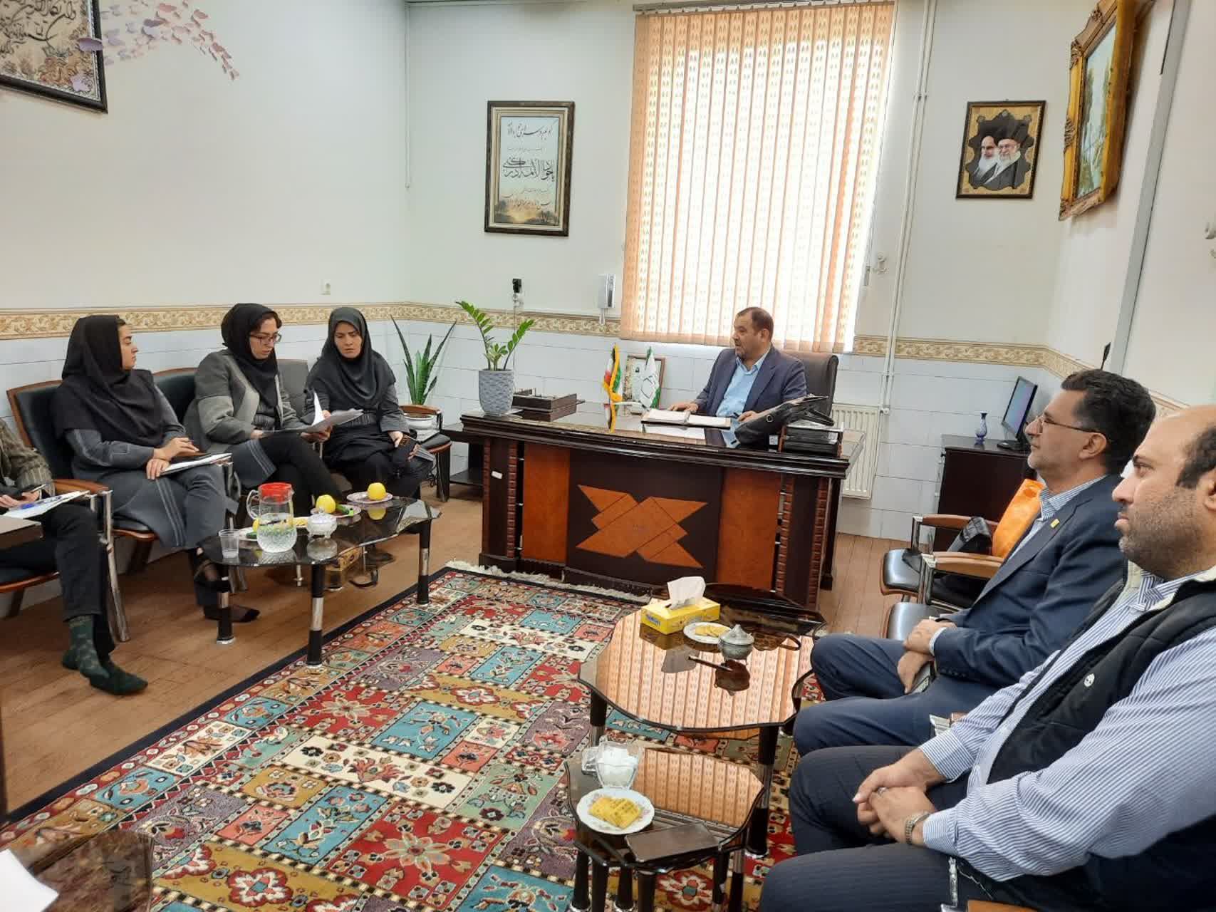 بازدید مسئولین مجتمع از برنامه های آموزشی ، پرورشی و عمرانی دبستان