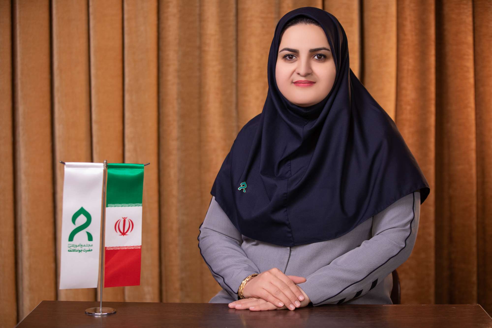 خانم وحیده زارع زاده (آموزگار پایه اول)