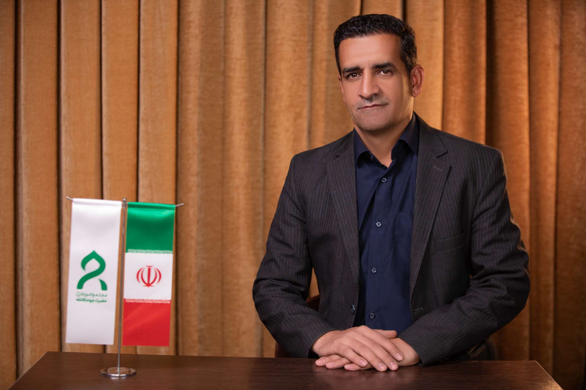 آقای حسن برزگری (کادر مدرسه)