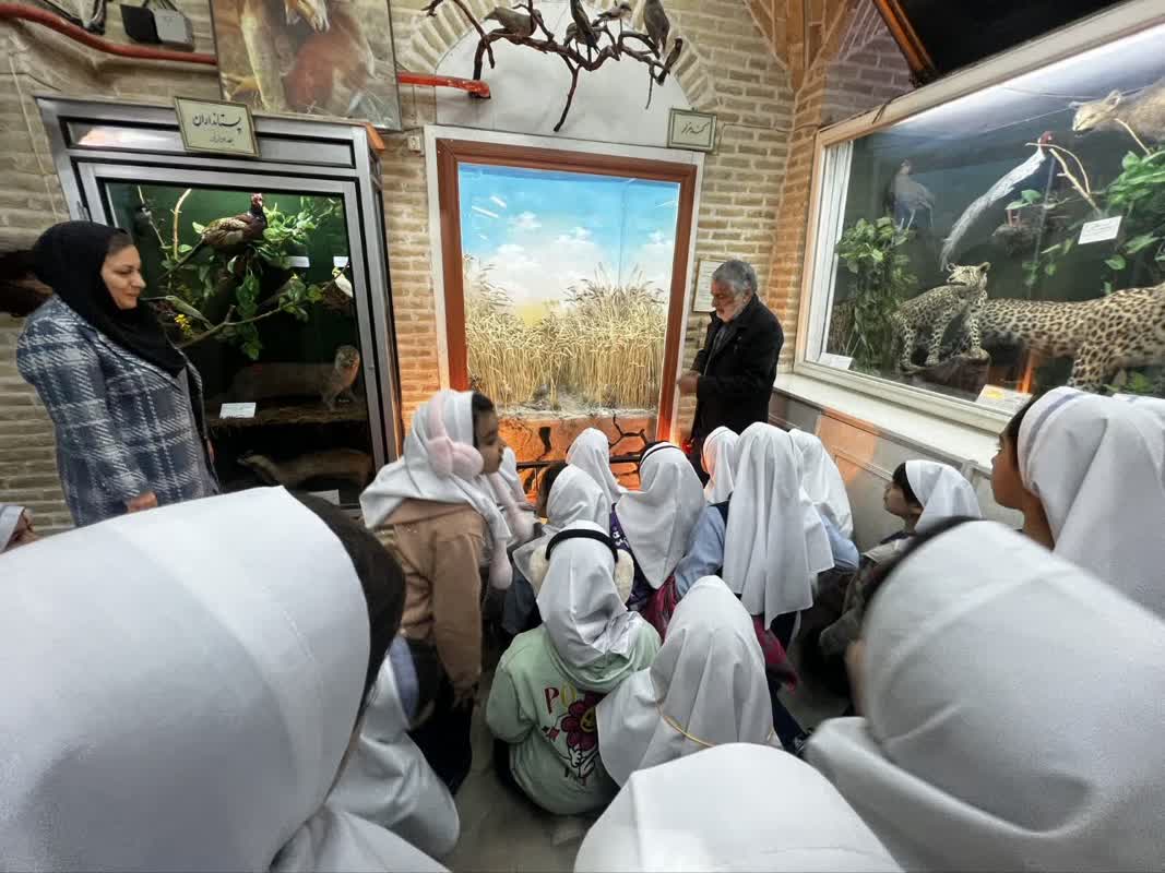 بازدید پایه سوم از موزه علوم طبیعی