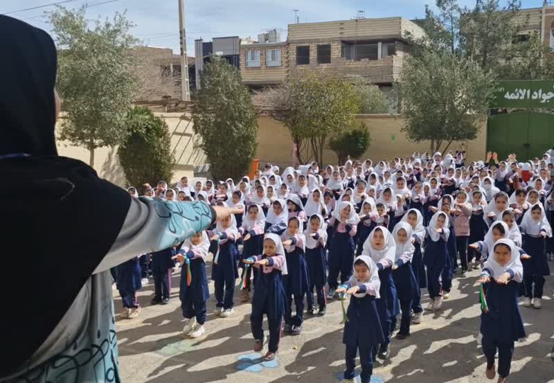ورزش هماهنگ صبحگاهی با آهنگ ایران