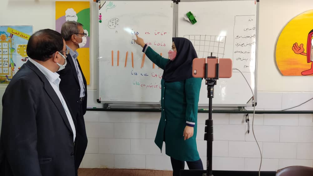 بازدید مسئولین مجتمع از دبستان دخترانه دوره اول حضرت جوادالائمه (ع)