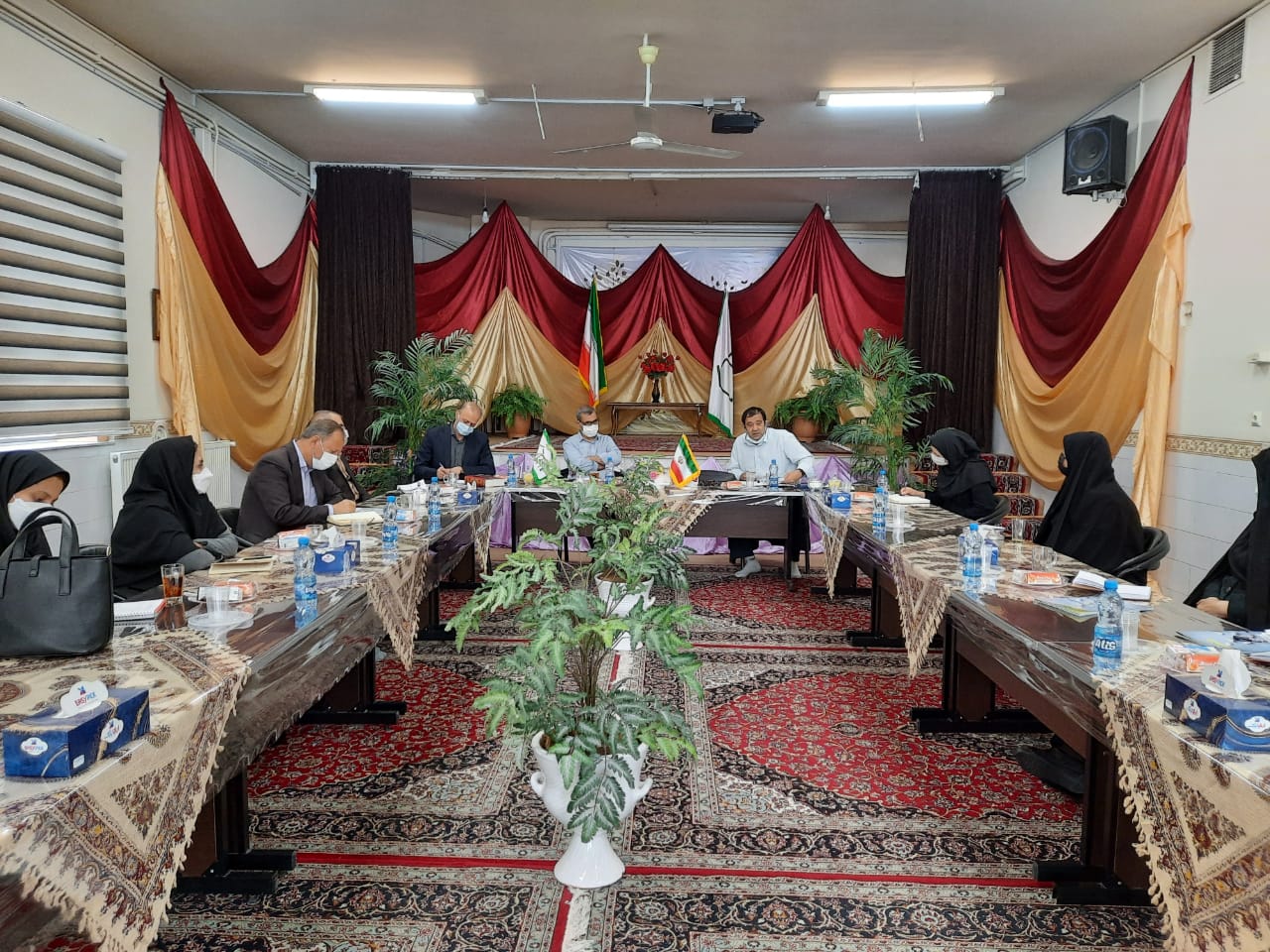 هم اندیشی مجله ی ما